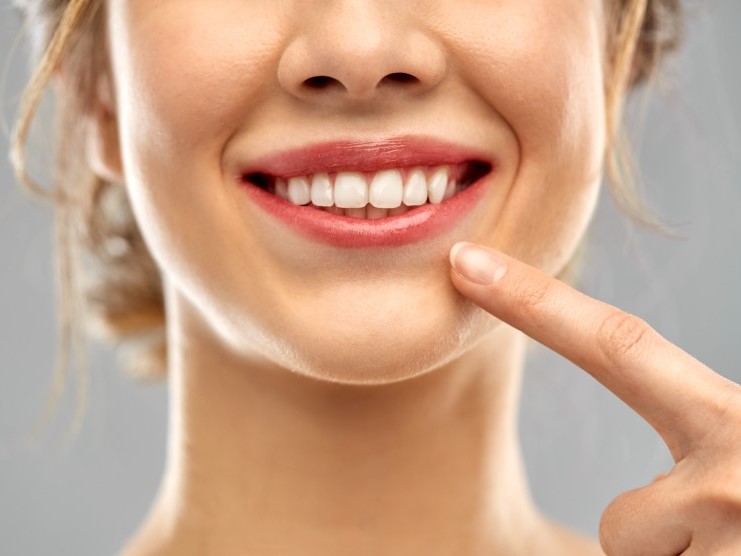 5 Things You Need to Know About Dentures